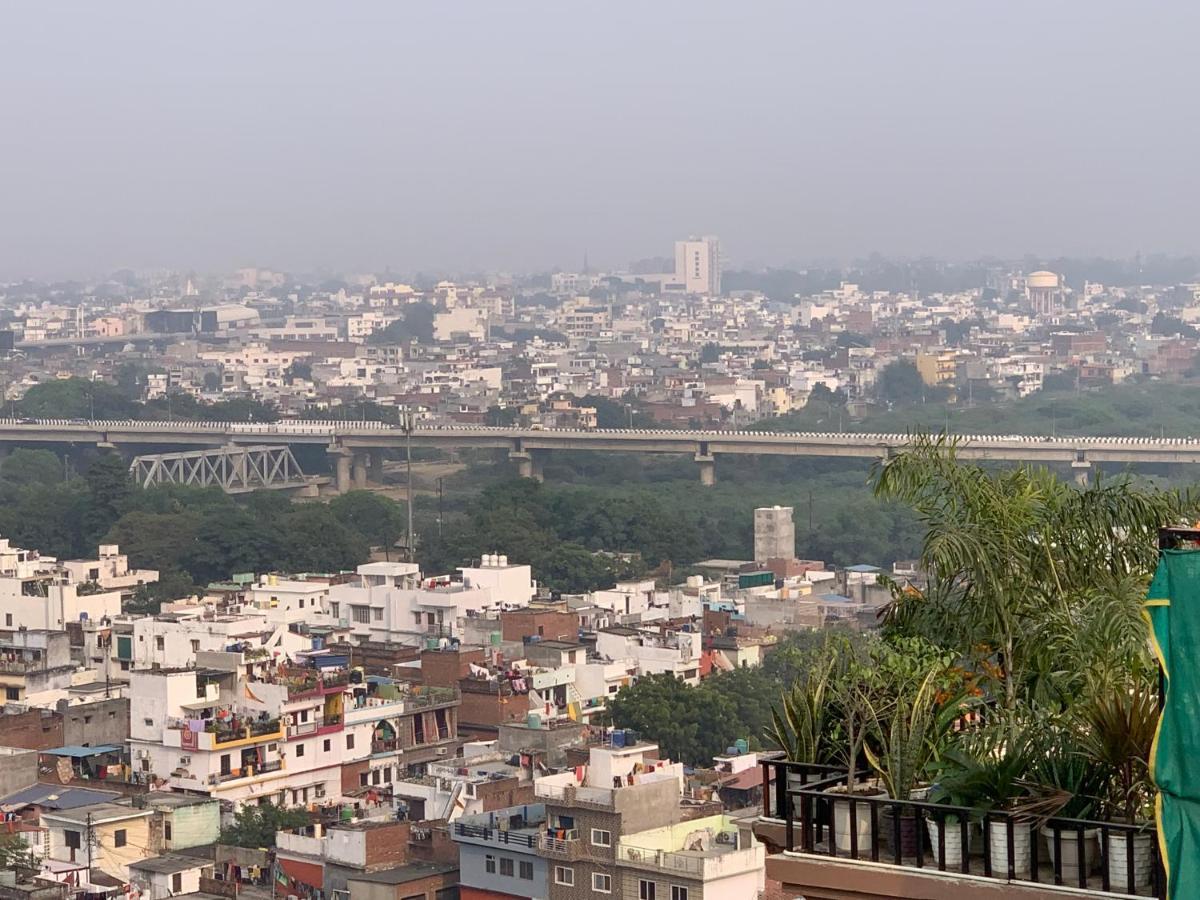 Kamil'S Studio Apartment Lucknow Exteriör bild