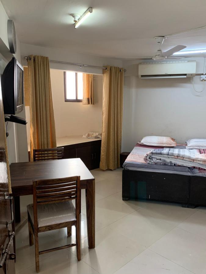 Kamil'S Studio Apartment Lucknow Exteriör bild