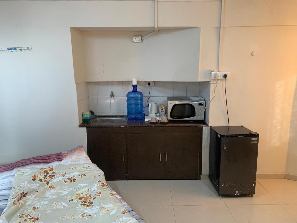 Kamil'S Studio Apartment Lucknow Exteriör bild