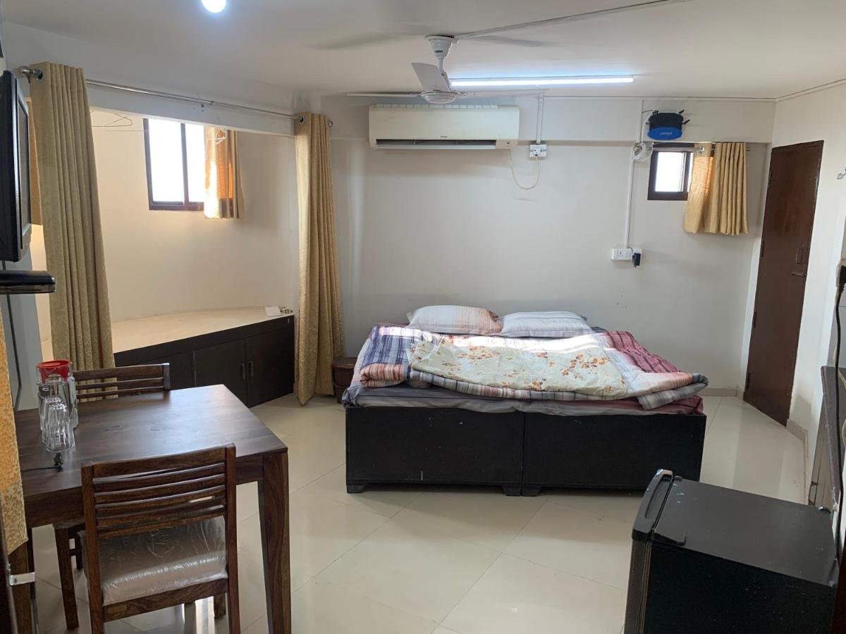 Kamil'S Studio Apartment Lucknow Exteriör bild